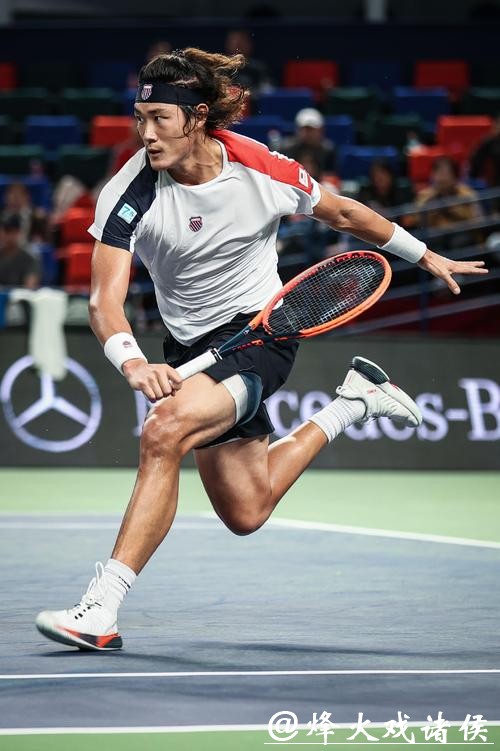 澳网首轮吞败仗,张之臻“登山”道阻且长 澳网首轮吞败仗,张之臻“登山”道阻且长